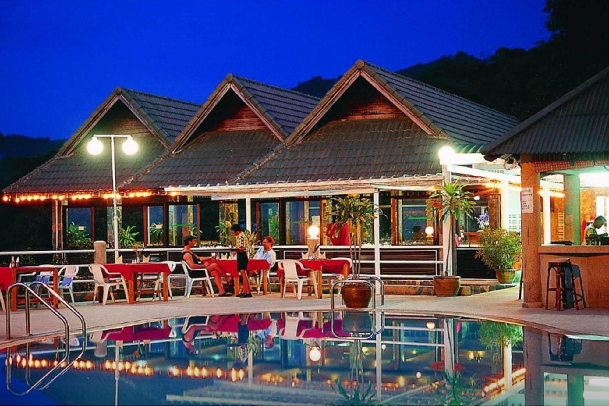 Royal Crown Hotel & Palm Spa Resort Patong Экстерьер фото