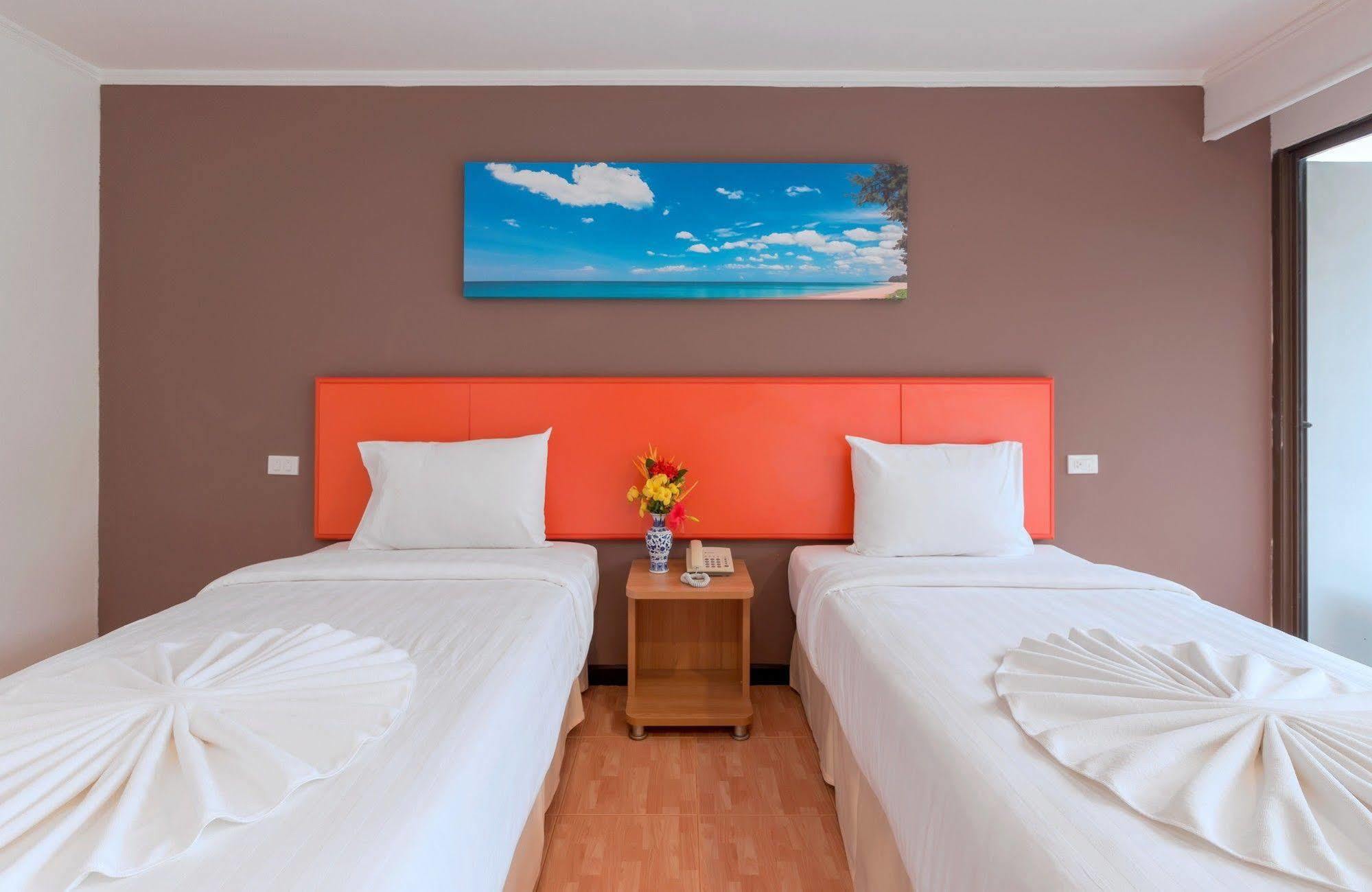 Royal Crown Hotel & Palm Spa Resort Patong Экстерьер фото