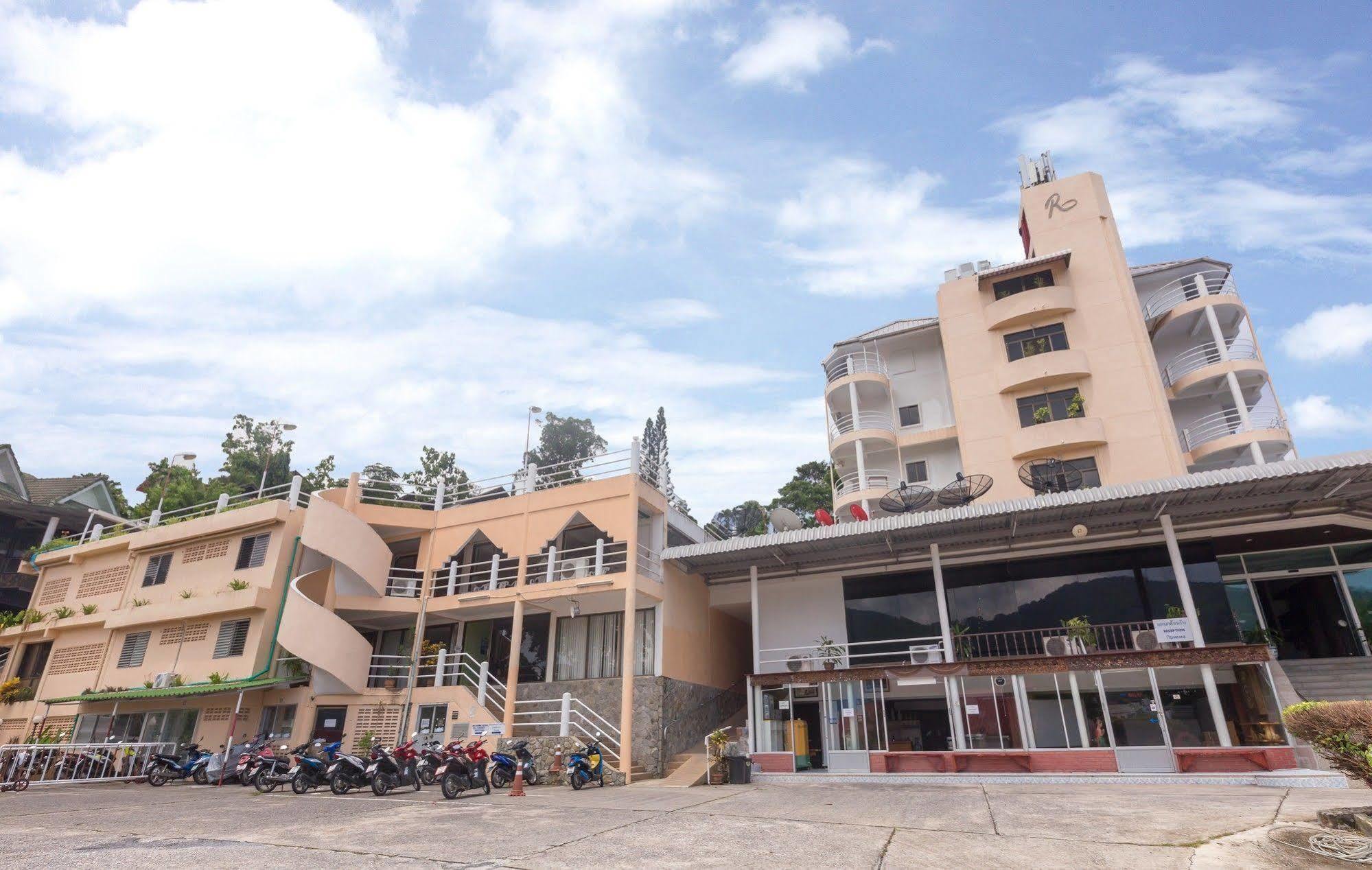 Royal Crown Hotel & Palm Spa Resort Patong Экстерьер фото
