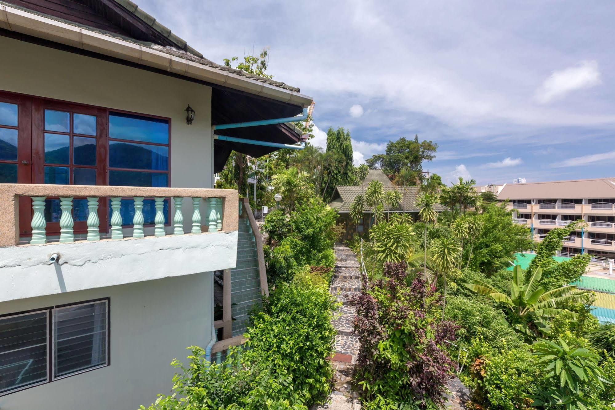 Royal Crown Hotel & Palm Spa Resort Patong Экстерьер фото
